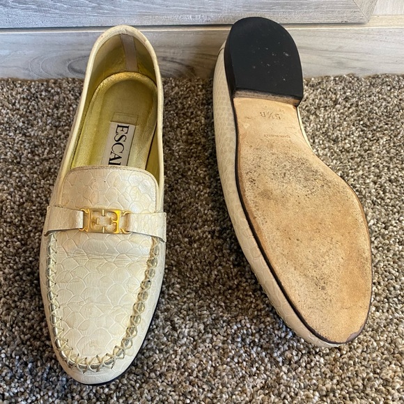 Escada Light Gold/Tan Croc Embossed Moccasin Flats Italy 5.5 - Picture 7 of 10